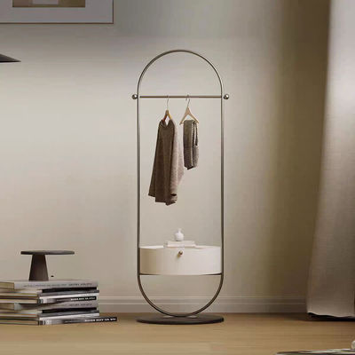 kaufen Moderne Luxus-Gold- / Silber-Floor-Mantelregal mit Lagerschrank online manufacture